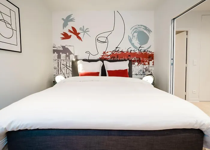 Suite Cocteau : Au Coeur De La Rive Gauche, Neuf, Design, 2/4/6 Personnes